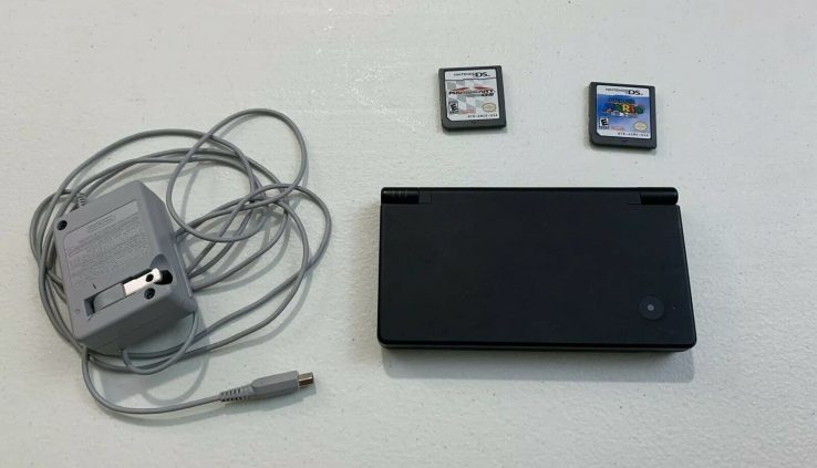 Nintendo DSi Black Handheld Way w/ Charger and Mario Games.