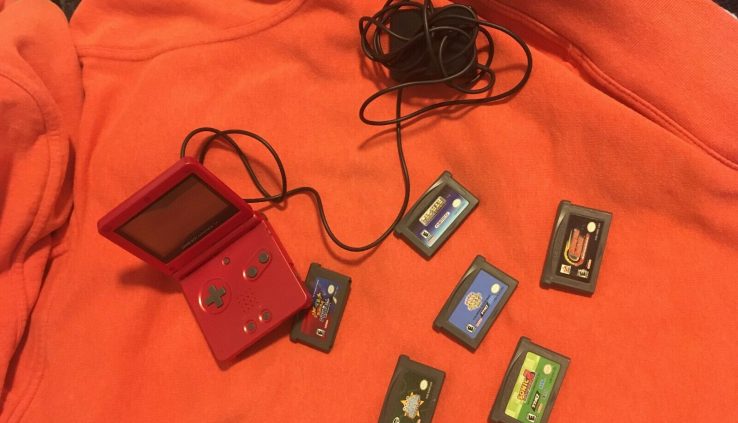 Vintage Nintendo Crimson Game Boy Near SP AGS-001 W/  Games integrated