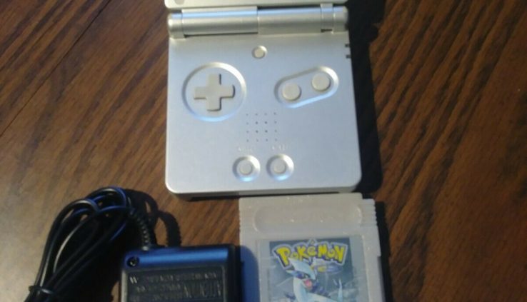 Nintendo Game Boy Reach SP-backlit-   w/charger-Pokemon Silver