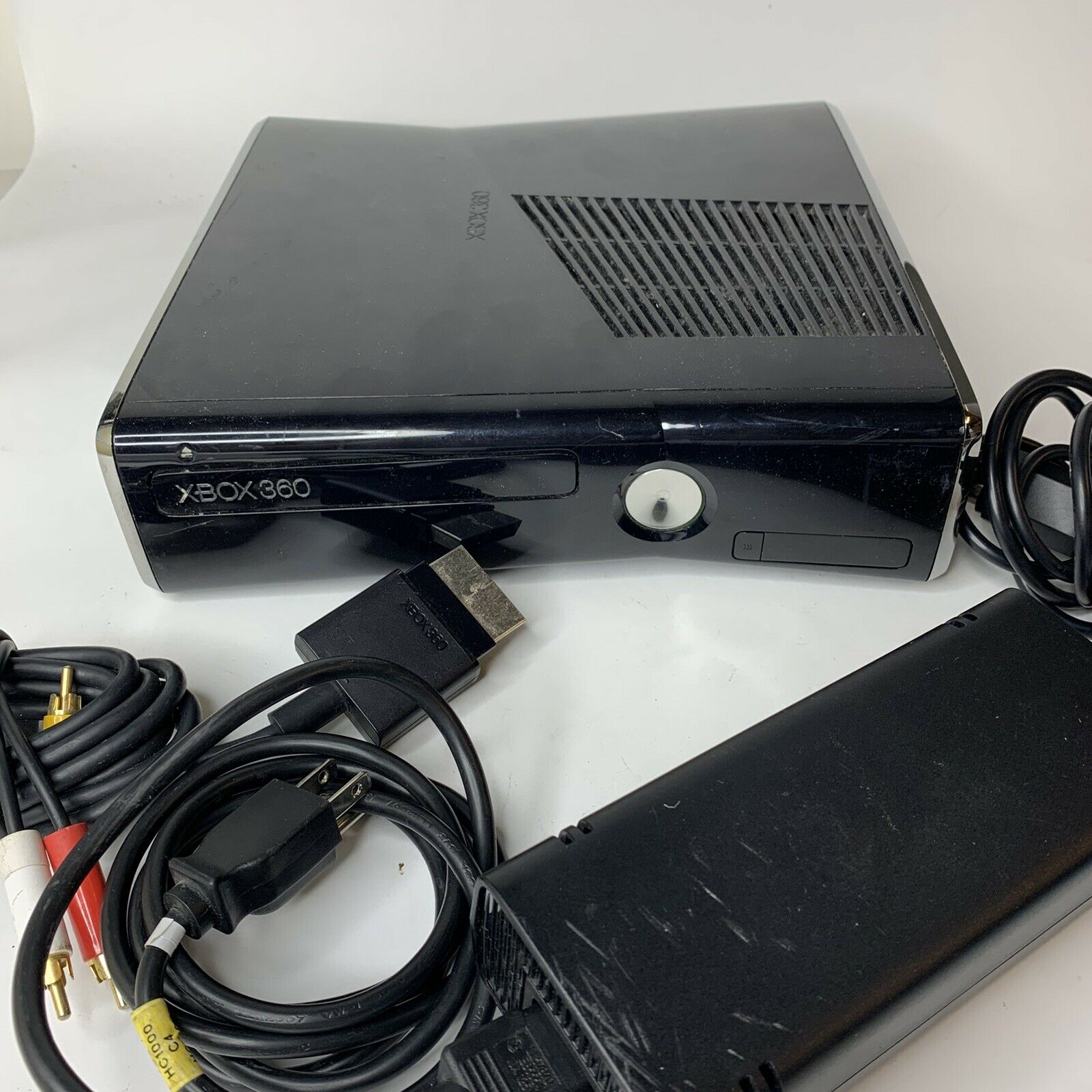 microsoft-xbox-360-s-250gb-dark-console-1439-bundle-power-supply-av