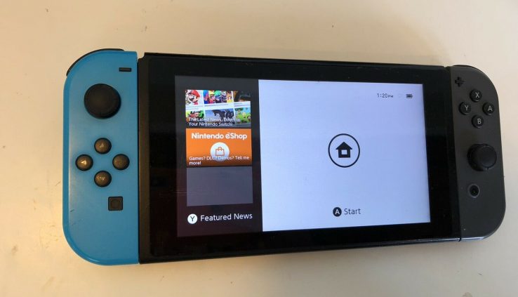 Nintendo Swap 32GB Gray Console (with Blue And Gray Joy-Cons)