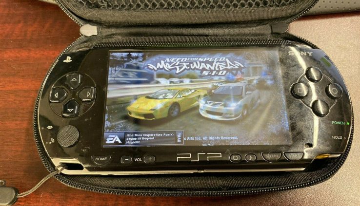 BLACK Sony PSP 1000  Scheme and sport lot TESTED WORKS