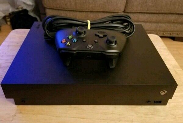 Microsoft Xbox One X 1TB Console – Dim