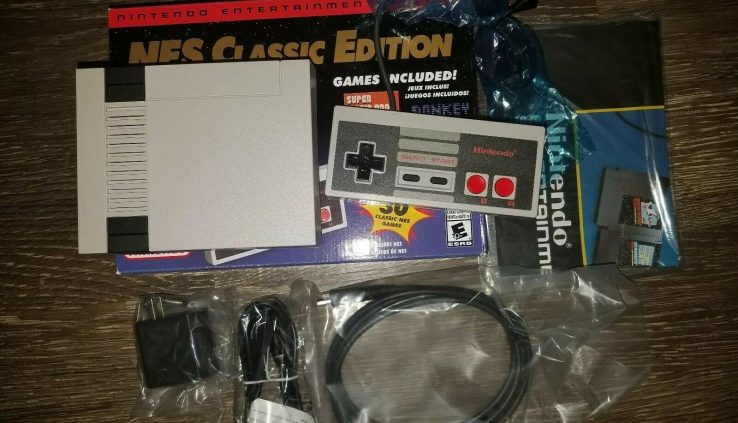 Nintendo NES Traditional Edition House Console – Gray (CLVSNESA)