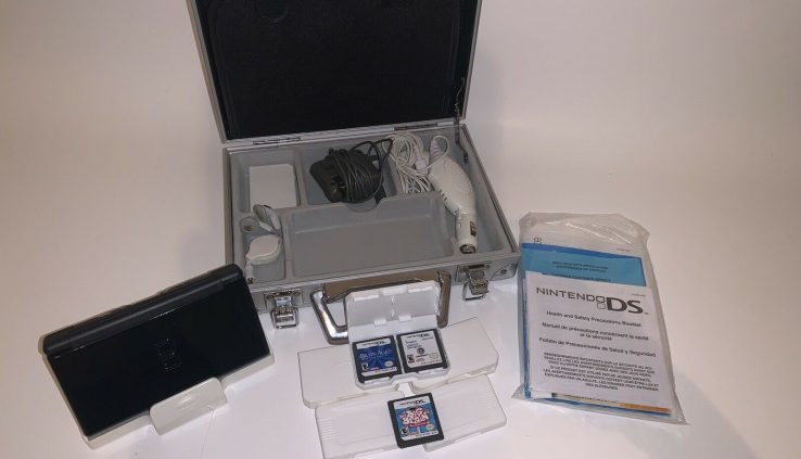 Nintendo Ds Lite Dim Bundle Intec Briefcase! All Equipment Integrated BrandNew