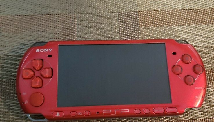 Psp 3000 difficult red with 10 games + case for each psp and games