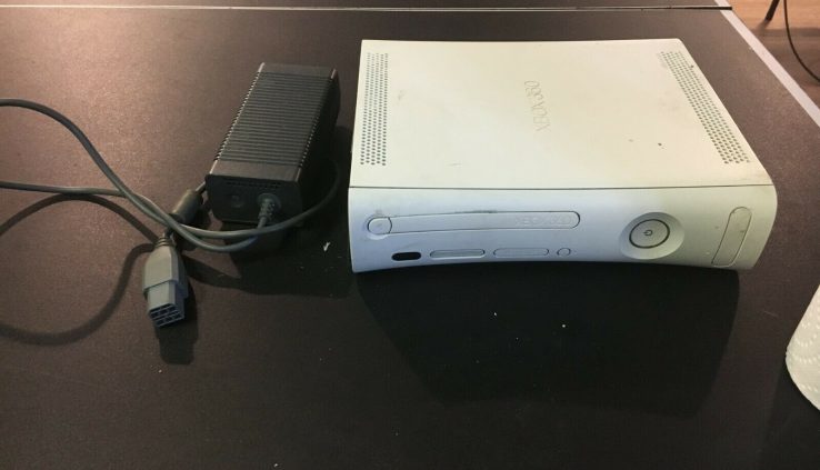Microsoft Xbox 360 Core Plot Open Model White Console