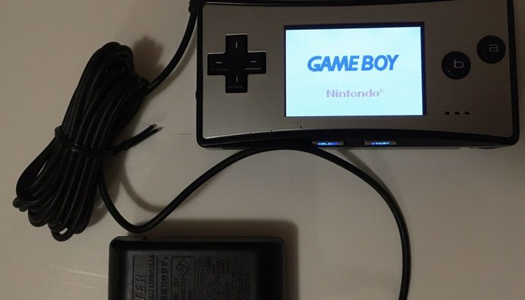 Nintendo Gameboy Micro Stale,Works Immense Little Wear.with Charger