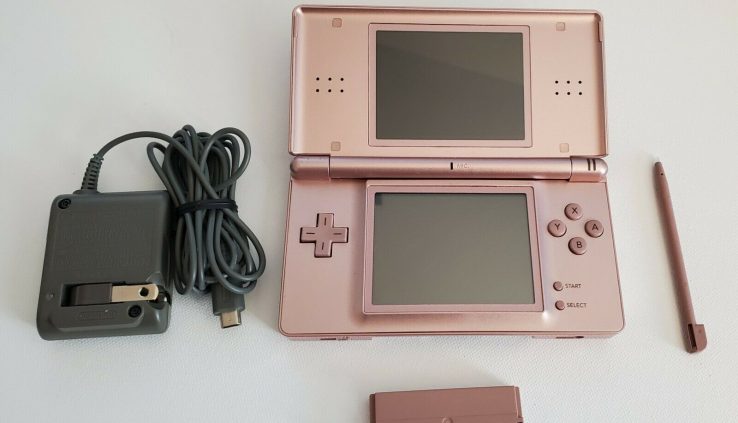 NINTENDO DS LITE USG-001 METALLIC ROSE; TESTED; COMPLETE; EXTRA BATTERY