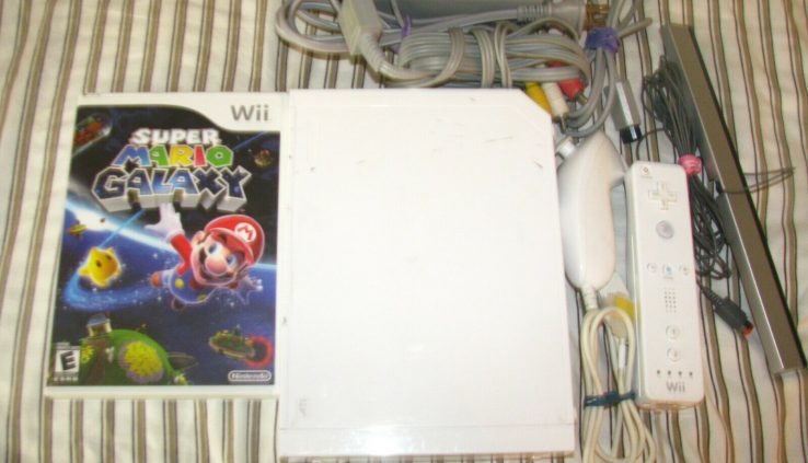 WII CONSOLE BUNDLE W/ MARIO GALAXY