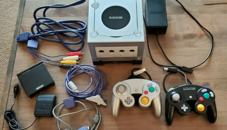 Nintendo Gamecube, Game Boy Player, Game Boy Come SP and Video games!!!