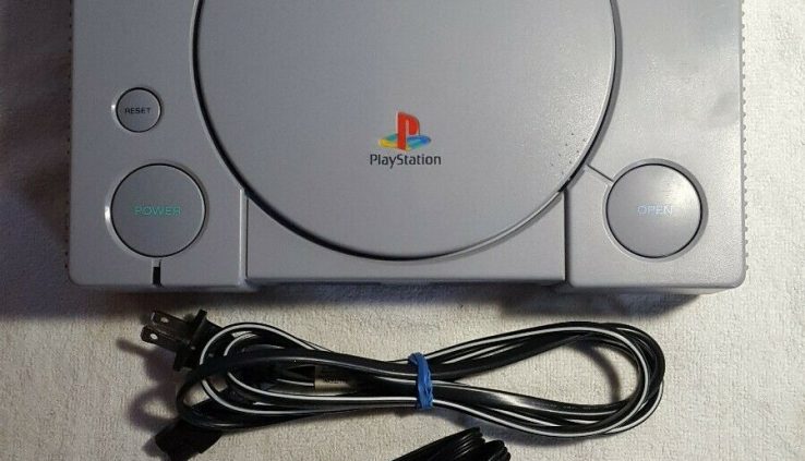 Ps1 SCPH-5501 Console w/cords. Cleaned & Examined. **FREE SHIPPING**