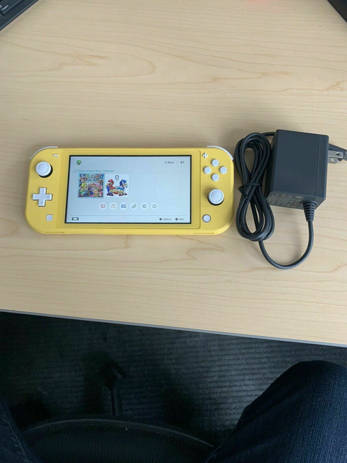 Nintendo Swap Lite - Yellow Comes with 12 extensive video games
