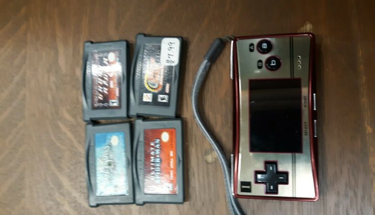 Gameboy micro with 4 games
