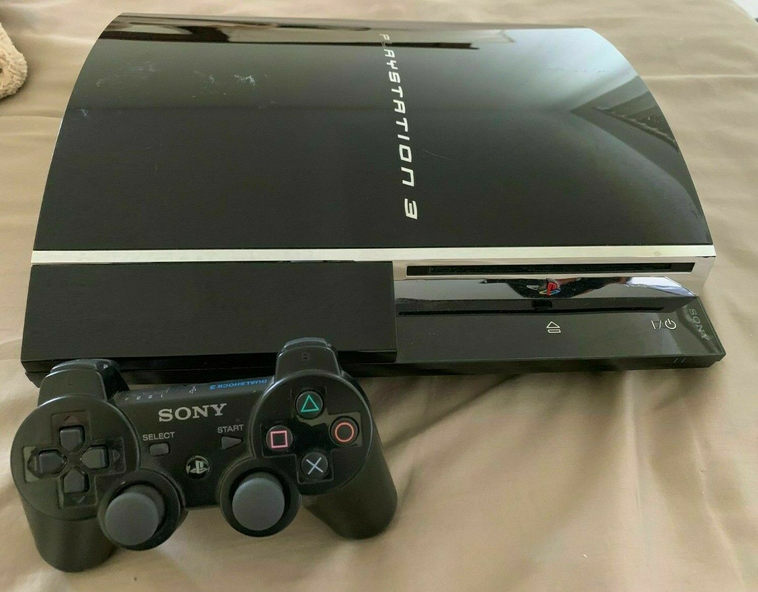 SONY PLAYSTATION 3 PS3 60GB CECH-A01 BACKWARDS COMPATIBLE PS1 PS2 PS3