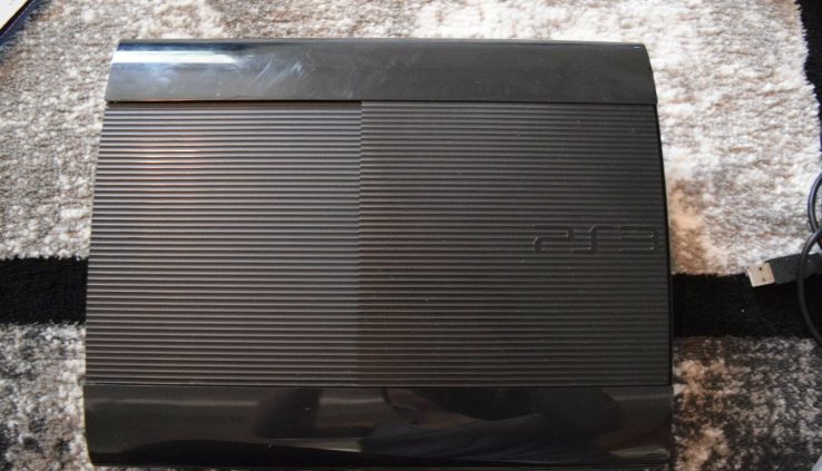 Sony PlayStation3 32GB Console Dark