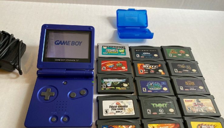 Nintendo Game Boy Come SP Cobalt Blue Handheld System Charger 15 Games