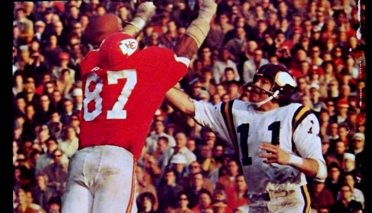 1970 WINNING IT ALL: THE CHIEFS OF THE AFL BY JOE McGUFF – SUPER BOWL IV HC BOOK