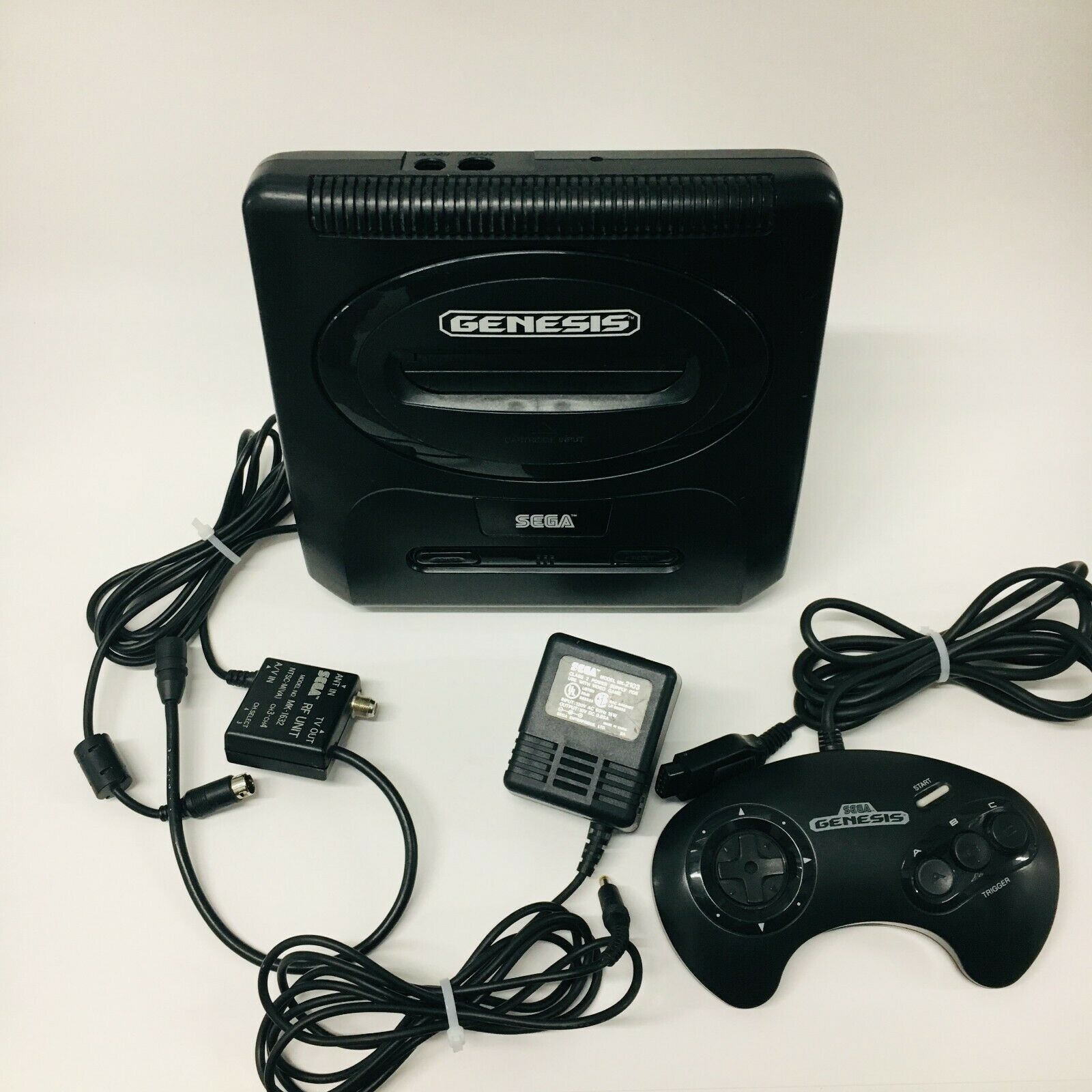 Sega Genesis Mannequin 2 System with cords and controller ...