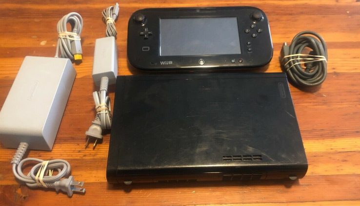 Nintendo Wii U 32GB Console System – Gloomy (WUP-101(02)