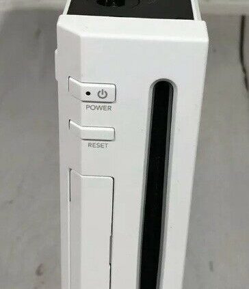 Nintendo Wii Replacement Console Draw Handiest White RVL-101 Working Gamecube