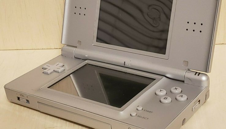 Nintendo DS Lite Silver USG-001 Handheld