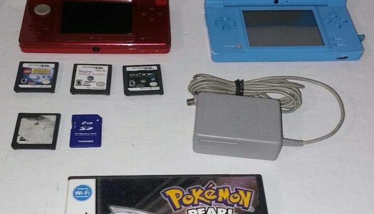 Lot of two Nintendo DSi Blue/Shadowy an Pink 3DS Nintendo Bundle with 4 GAMES