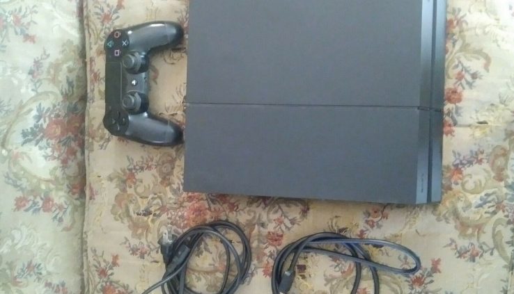 Sony PlayStation 4 USED