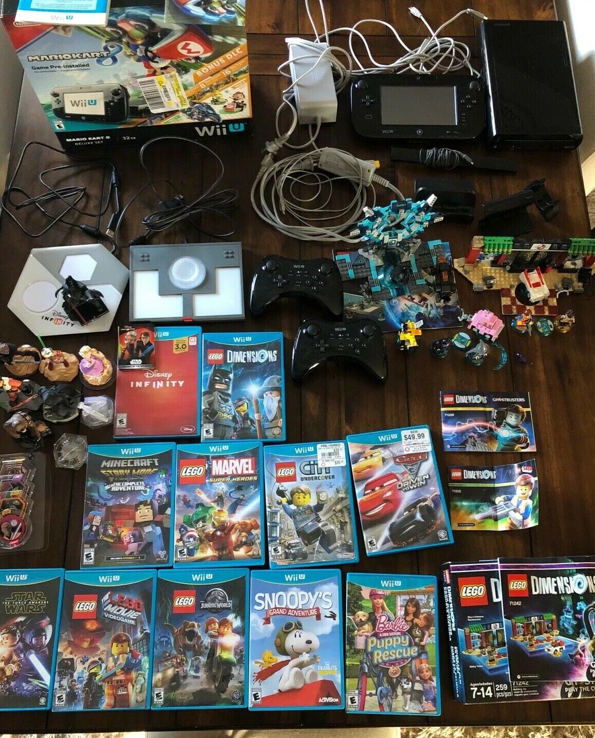 Nintendo Wii U Console 32 GB Gamepad Games Mario Kart 8 Dimensions