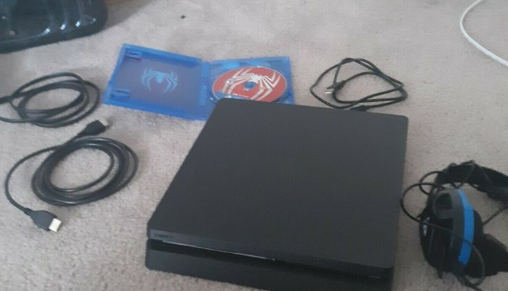 Sony PlayStation 4 Slim 1TB Console – Jet Murky w/ headset, PS4 spiderman game