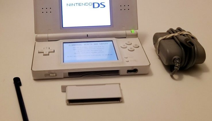 Nintendo DS Lite Polar White Handheld Console With Stylus TESTED Charger!