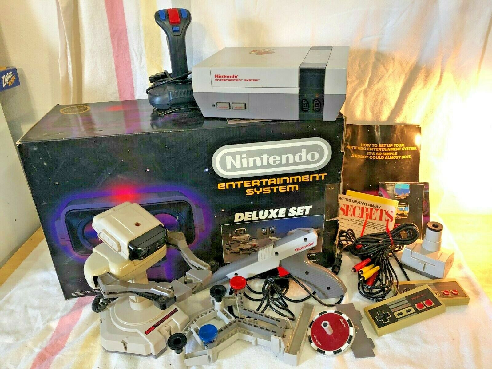 VINTAGE NES NINTENDO CONSOLE DELUXE SET BUNDLE ROB ROBOT W/ BOX SOLD AS ...