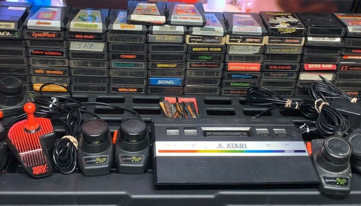 ATARI 2600 JR CONSOLE + 90 Video games And eight Controllers – Tested & Working