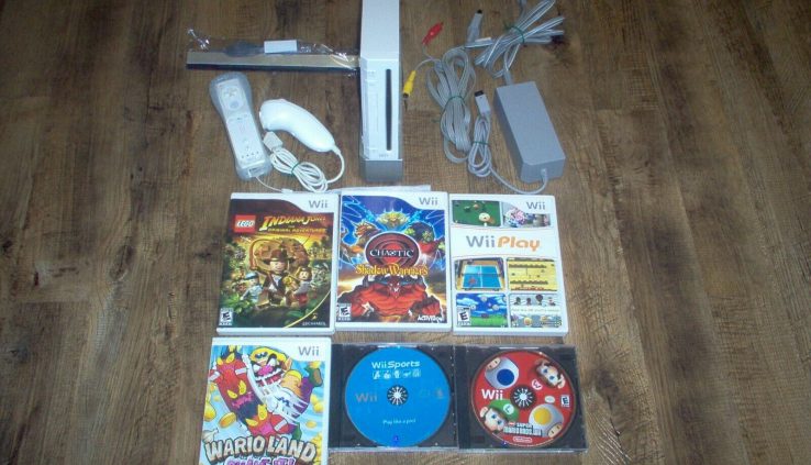 NINTENDO WII COMPLETE SYSTEM TESTED WORKING w/ 6 GMS SUPER MARIO BROS.