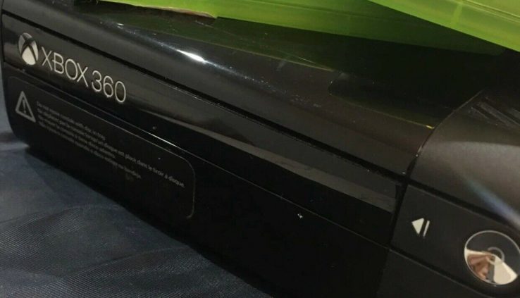 Microsoft Xbox 360 Kinect Bundle 250GB Shining Gloomy Console+1 Wireless controlle