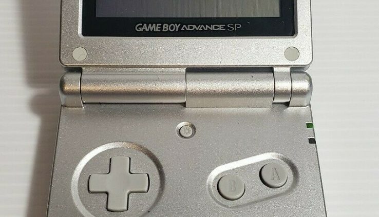 Gameboy Advance SP AGS 001 Silver *Tested*Working*