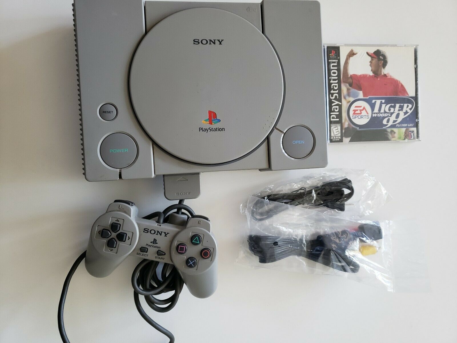 Sony PlayStation Initiate Gray Console (SCPH-9001) W/ Controller PS1 ...