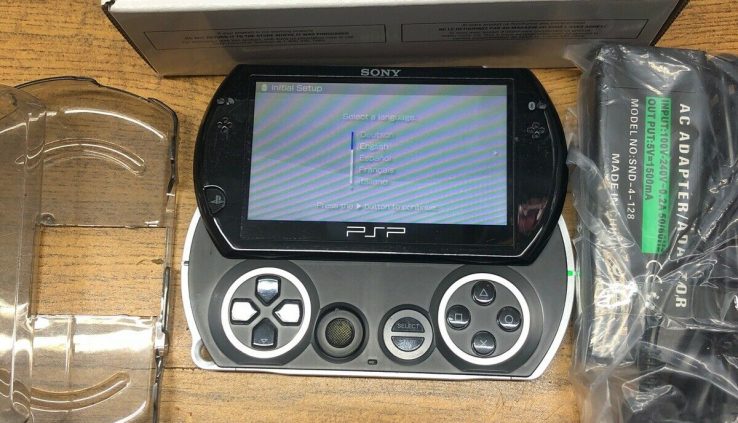 PSP Hump PSP-N1001 Piano Black Handheld Video Game Console