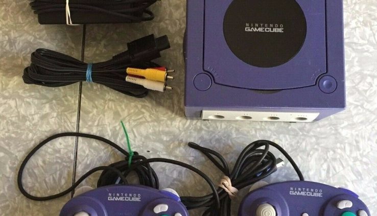 Nintendo Indigo GameCube Digital AV Console DOL-001 2 Controllers Cords