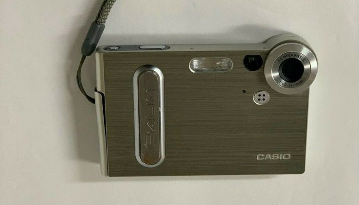 Casio EXILIM S3 3.2MP Wearable Digital Card Camera PLUS Cradle