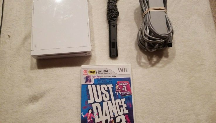 Nintendo Wii White Console bundle with lawful dance 3