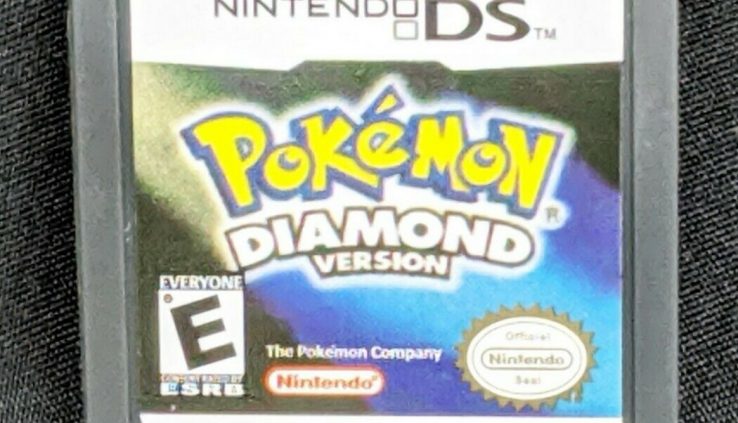 Pokemon Diamond Model – Nintendo DS NDS