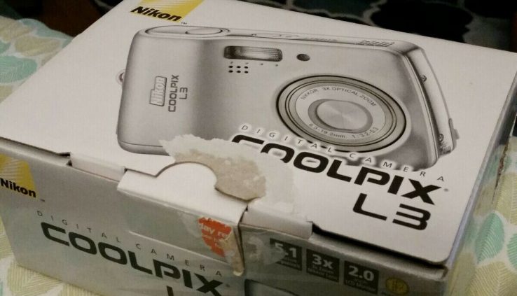 Nikon COOLPIX L3 5.1MP Digital Camera – Silver