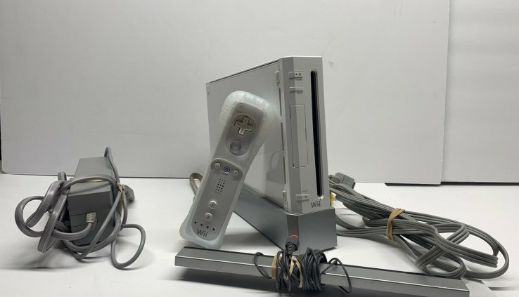 Nintendo Wii White Console RVL-001 – Game Cube Cherish minded Bundle – Tested