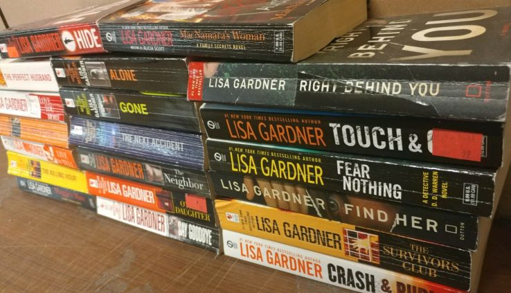 Lot of 10 LISA GARDNER Mystery Books FBI PROFILER D.D. WARREN Paperback *RANDOM*