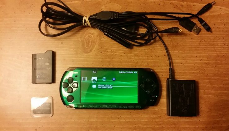 Sony PSP 3000 Exciting Green – COMES WITH AN EXTRA BATTERY AND 32GB MEMORY CARD