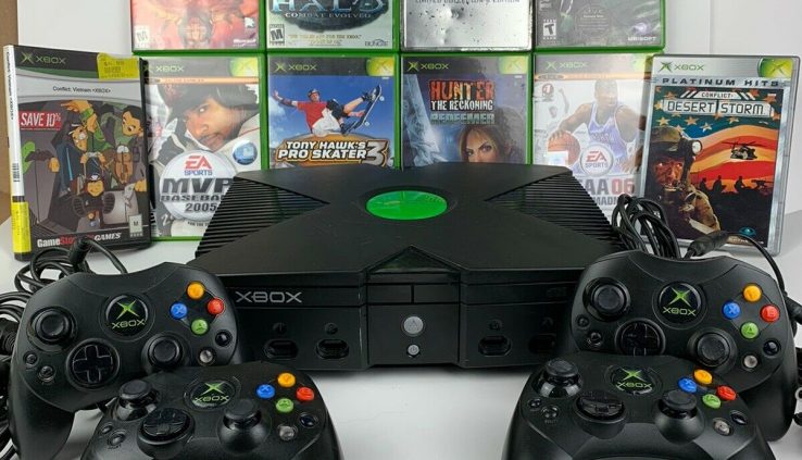 Origional Xbox With 4 OEM Xbox Controllers And 10 Games