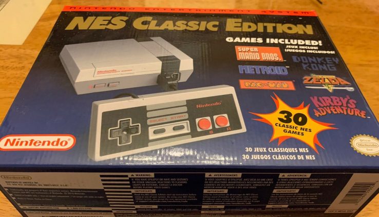 Nintendo NES Traditional Version Dwelling Console – Grey (CLVSNESA)