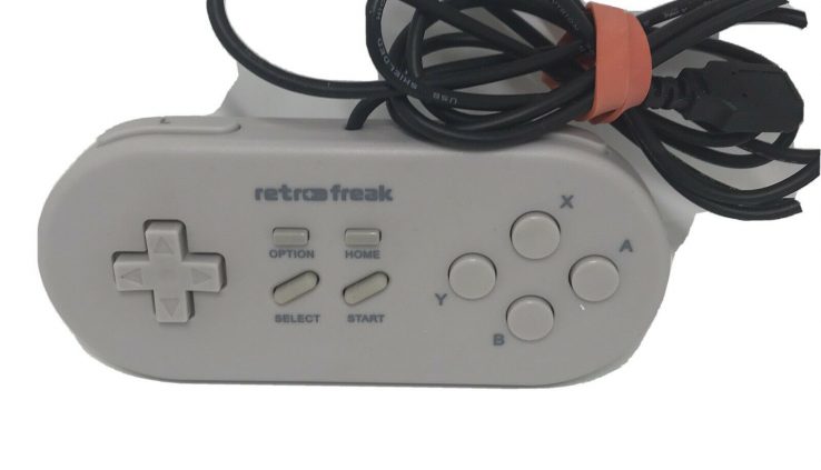 Famicom FC Retro Freak Fashioned Controller A runt bit Used! (Tested)