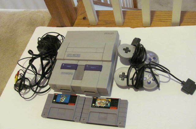 SNES Console Bundle –2 CONTROLLERS + MARIO ALL STARS+ SUPER MARIO WORLD TESTED